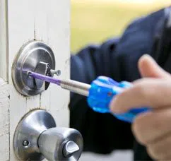 City Locksmith Store Baltimore, MD 410-487-9515 - 12-Changing-Locks