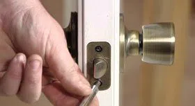 City Locksmith Store Baltimore, MD 410-487-9515 - 16-Emergency-Locksmith-Opening